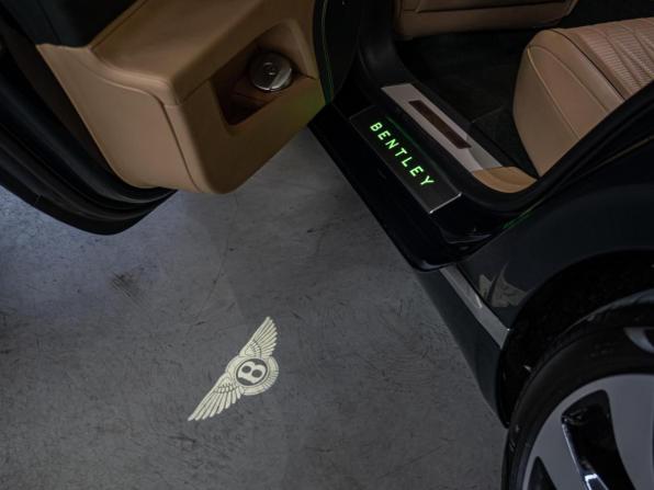 Bentley Flying Spur III с пробегом 2021 года, цена 17 550 000 рублей, 60522 км, седан, Автокод Объявления