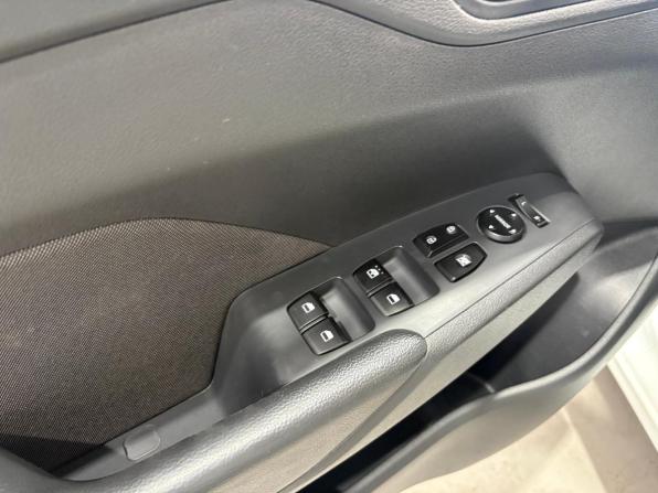 Hyundai Solaris II с пробегом 2019 года, цена 1 199 000 рублей, 117300 км, седан, Автокод Объявления