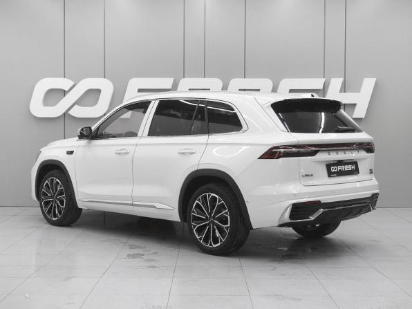 Geely Monjaro I Рестайлинг 2 с пробегом 2026 года, цена 4 570 000 рублей, 123 км, внедорожник, Автокод Объявления