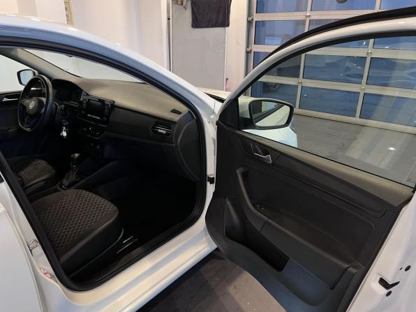 Volkswagen Polo VI с пробегом 2021 года, цена 1 698 000 рублей, 63427 км, лифтбек, Автокод Объявления