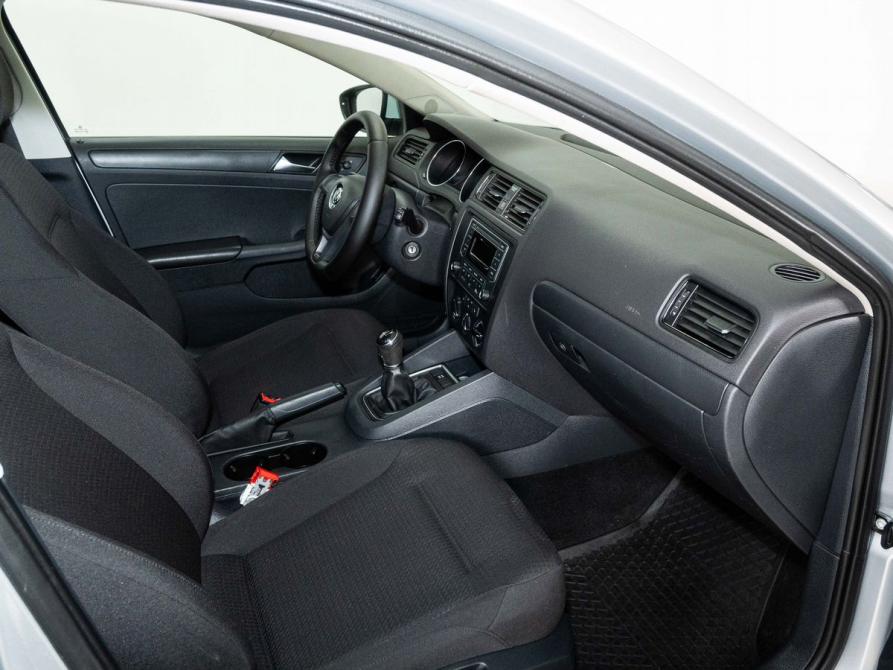 Volkswagen Jetta VI Рестайлинг Казань  - изображение 6