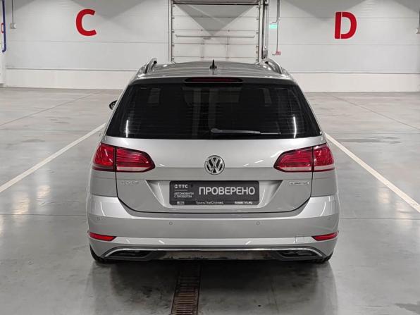 Volkswagen Golf VII Рестайлинг с пробегом 2019 года, цена 1 639 000 рублей, 191200 км, универсал, Автокод Объявления