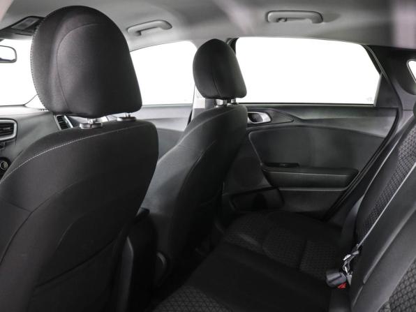 Kia Ceed III с пробегом 2019 года, цена 1 500 000 рублей, 160480 км, хэтчбек, Автокод Объявления
