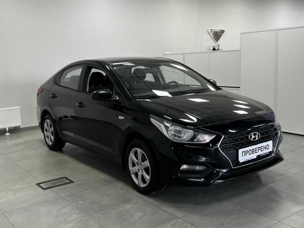 Hyundai Solaris II с пробегом 2018 года, цена 980 000 рублей, 168483 км, седан, Автокод Объявления