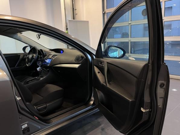 Mazda 3 II (BL) Рестайлинг с пробегом 2012 года, цена 965 000 рублей, 139787 км, хэтчбек, Автокод Объявления