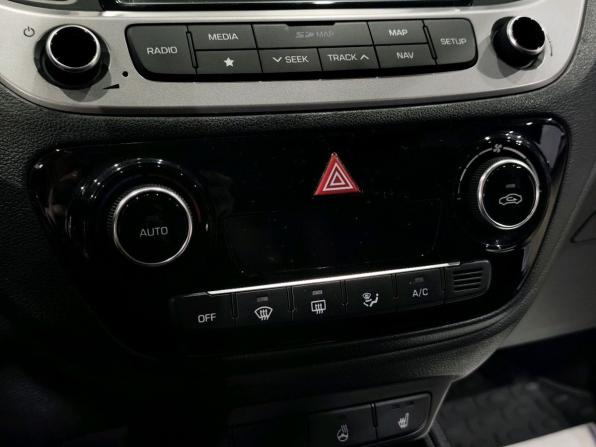 Hyundai Solaris II с пробегом 2018 года, цена 1 550 000 рублей, 105145 км, седан, Автокод Объявления