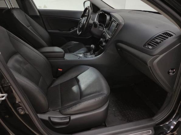 Kia Optima III Рестайлинг с пробегом 2015 года, цена 1 320 000 рублей, 242576 км, седан, Автокод Объявления