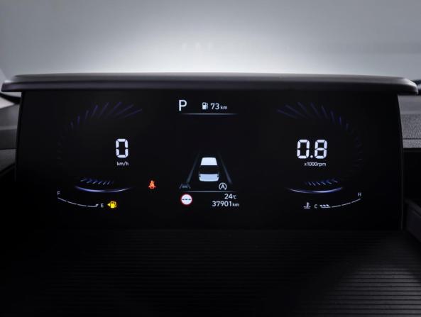 Hyundai Staria I с пробегом 2021 года, цена 4 990 000 рублей, 37900 км, минивэн, Автокод Объявления