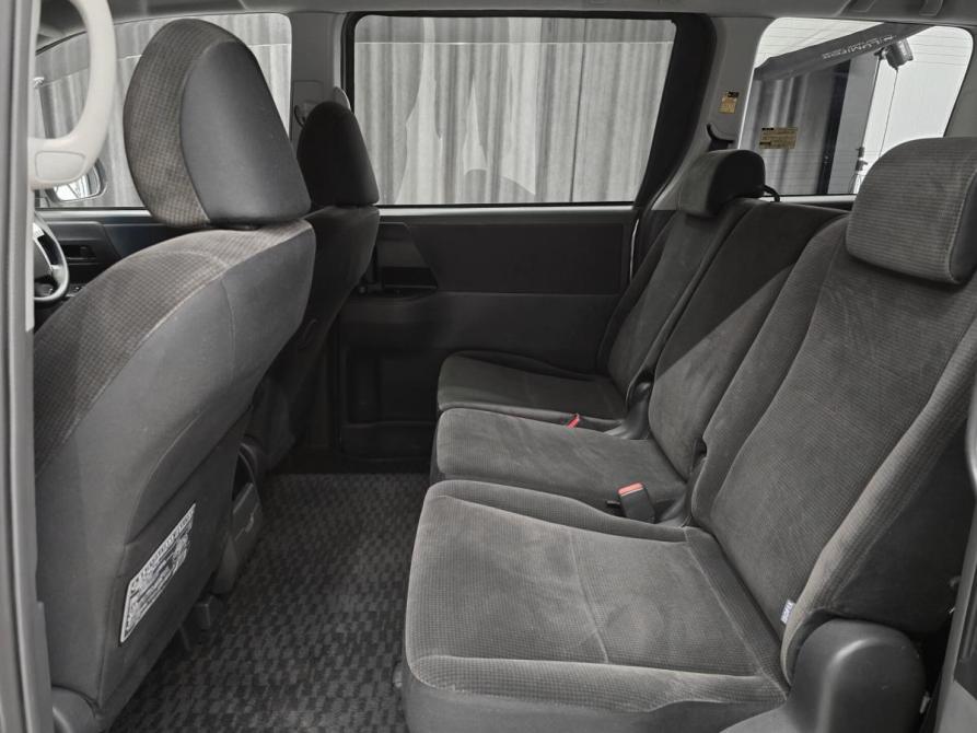 Toyota Noah II (R70) Красноярск  - изображение 17
