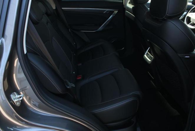 Geely Atlas Pro с пробегом 2023 года, цена 1 980 000 рублей, 30409 км, внедорожник, Автокод Объявления