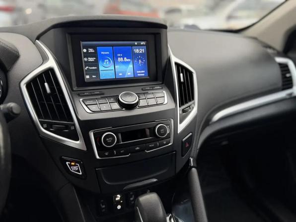 Dongfeng AX7 I с пробегом 2018 года, цена 1 129 000 рублей, 118300 км, внедорожник, Автокод Объявления