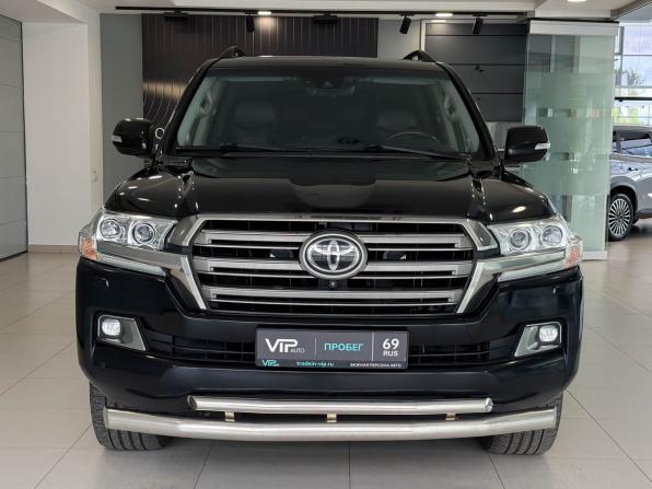 Toyota Land Cruiser 200 Series Рестайлинг 2 с пробегом 2016 года, цена 5 550 000 рублей, 200684 км, внедорожник, Автокод Объявления