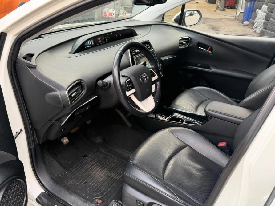 Toyota Prius IV (XW50) Санкт-Петербург  - изображение 7