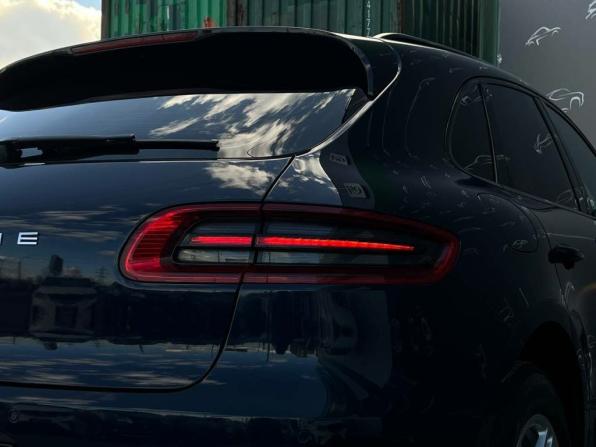 Porsche Macan I с пробегом 2016 года, цена 3 876 400 рублей, 92141 км, внедорожник, Автокод Объявления