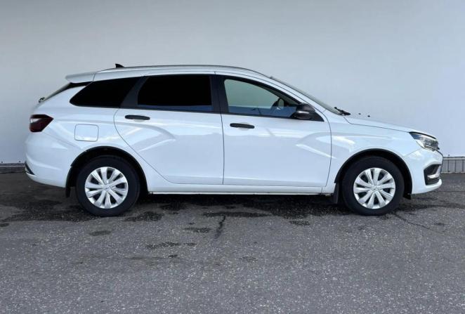 Lada (ВАЗ) Vesta I Рестайлинг (NG) с пробегом 2024 года, цена 1 450 000 рублей, 22749 км, универсал, Автокод Объявления
