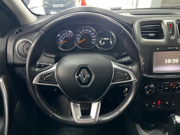Renault Sandero II Рестайлинг с пробегом 2019 года, цена 1 220 000 рублей, 117892 км, хэтчбек, Автокод Объявления