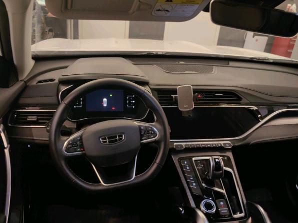 Geely Atlas Pro с пробегом 2023 года, цена 2 270 000 рублей, 34500 км, внедорожник, Автокод Объявления