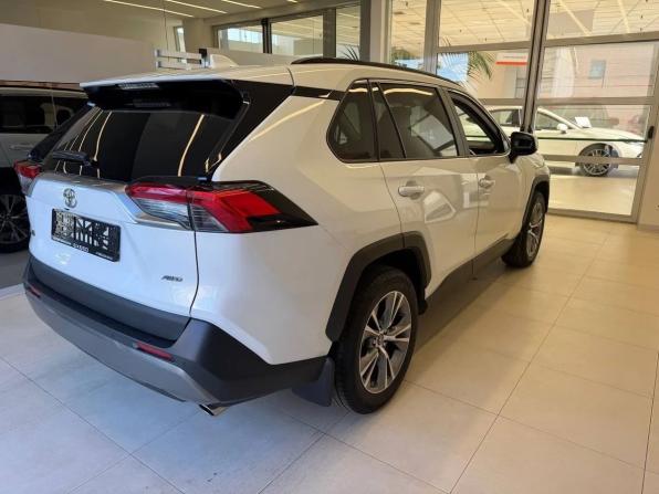 Toyota RAV4 V (XA50) с пробегом 2021 года, цена 3 520 000 рублей, 46181 км, внедорожник, Автокод Объявления
