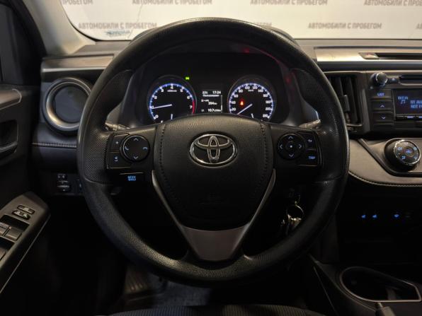 Toyota RAV4 IV (XA40) Рестайлинг с пробегом 2019 года, цена 1 799 000 рублей, 230000 км, внедорожник, Автокод Объявления