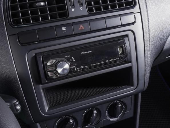 Volkswagen Polo V с пробегом 2013 года, цена 830 000 рублей, 107480 км, седан, Автокод Объявления