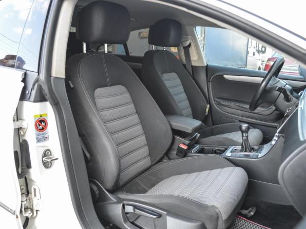 Volkswagen Passat CC I Рестайлинг с пробегом 2012 года, цена 1 217 000 рублей, 272943 км, седан, Автокод Объявления