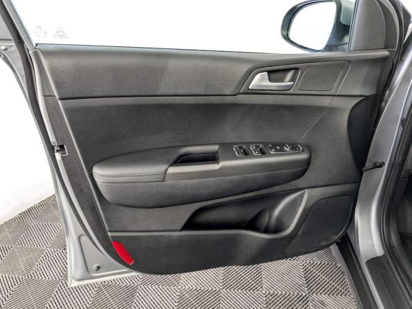 Kia Sportage IV Рестайлинг с пробегом 2021 года, цена 2 199 000 рублей, 112484 км, внедорожник, Автокод Объявления