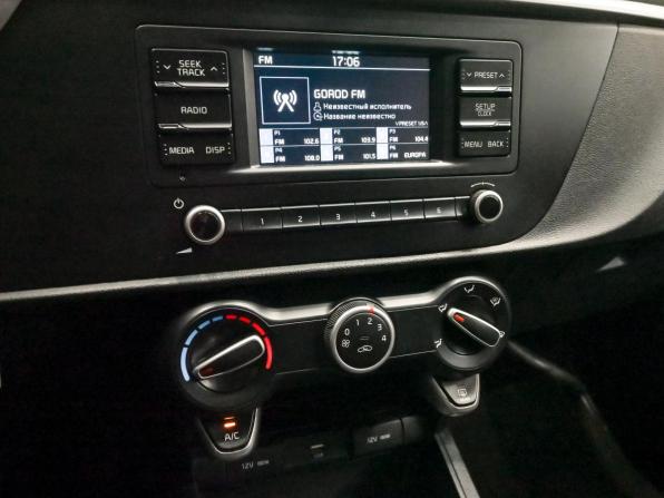 Kia Rio IV Рестайлинг с пробегом 2021 года, цена 1 300 000 рублей, 171438 км, седан, Автокод Объявления