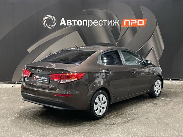 Kia Rio III Рестайлинг с пробегом 2015 года, цена 994 000 рублей, 173962 км, седан, Автокод Объявления