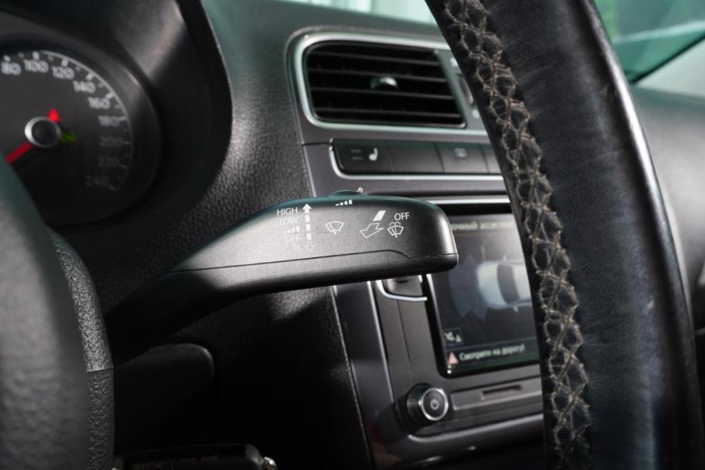 Volkswagen Polo V Рестайлинг Тверь  - изображение 16
