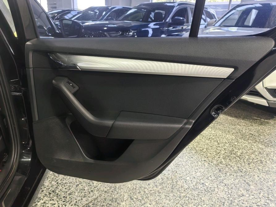 Skoda Octavia III (A7) Санкт-Петербург  - изображение 17