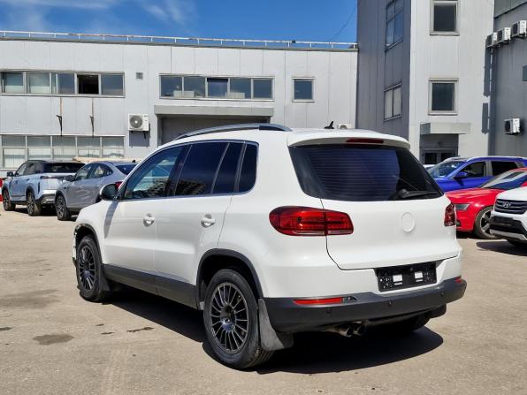 Volkswagen Tiguan I Рестайлинг с пробегом 2013 года, цена 1 539 000 рублей, 137570 км, внедорожник, Автокод Объявления
