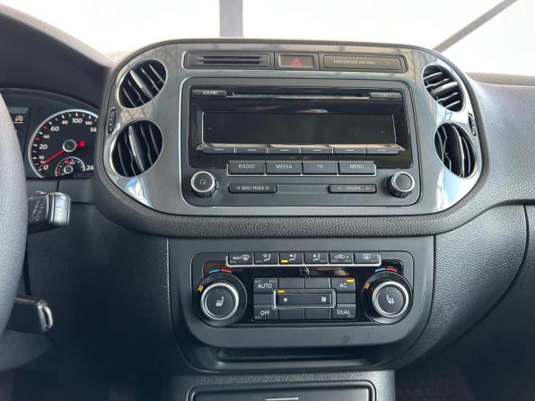 Volkswagen Tiguan I Рестайлинг с пробегом 2012 года, цена 975 000 рублей, 270625 км, внедорожник, Автокод Объявления