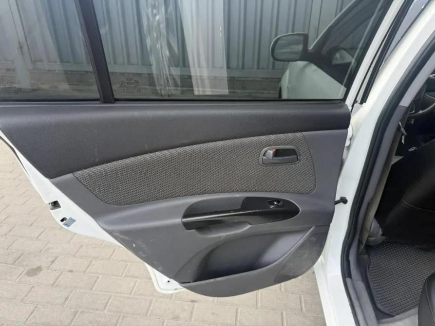 Kia Rio II Рестайлинг Ростов-на-Дону  - изображение 20