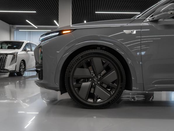 Li Auto (Lixiang) L7 I Рестайлинг с пробегом 2025 года, цена 8 500 000 рублей, 50 км, внедорожник, Автокод Объявления