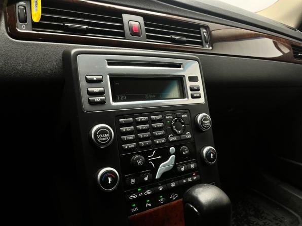 Volvo XC70 II с пробегом 2008 года, цена 999 000 рублей, 273075 км, универсал, Автокод Объявления