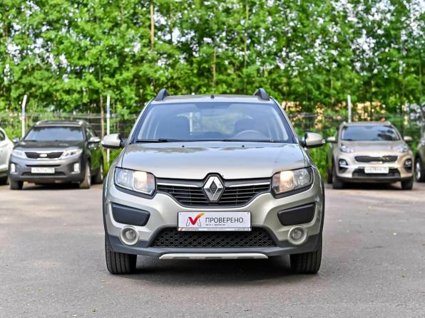 Renault Sandero II с пробегом 2017 года, цена 860 000 рублей, 156648 км, хэтчбек, Автокод Объявления