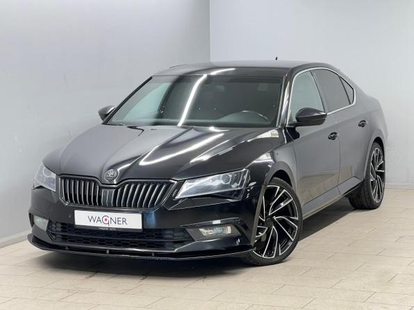 Skoda Superb III с пробегом 2017 года, цена 1 890 000 рублей, 143888 км, лифтбек, Автокод Объявления