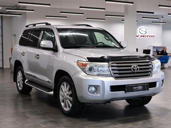Toyota Land Cruiser 200 Series Рестайлинг 1 с пробегом 2013 года, цена 3 750 000 рублей, 305158 км, внедорожник, Автокод Объявления