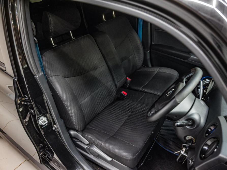 Toyota bB II Рестайлинг Челябинск  - изображение 13