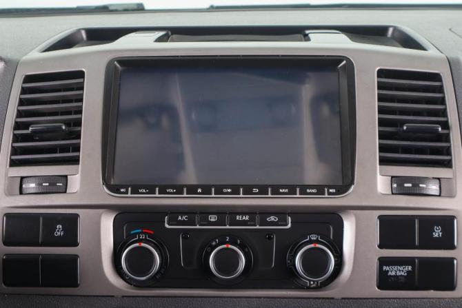 Volkswagen Caravelle T5 Рестайлинг с пробегом 2013 года, цена 1 749 000 рублей, 244000 км, минивэн, Автокод Объявления