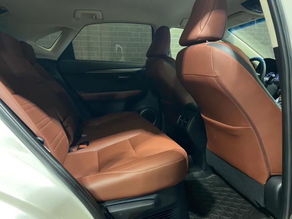Lexus NX I с пробегом 2017 года, цена 2 990 000 рублей, 86378 км, внедорожник, Автокод Объявления