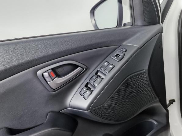 Hyundai ix35 I Рестайлинг с пробегом 2014 года, цена 1 399 000 рублей, 147880 км, внедорожник, Автокод Объявления