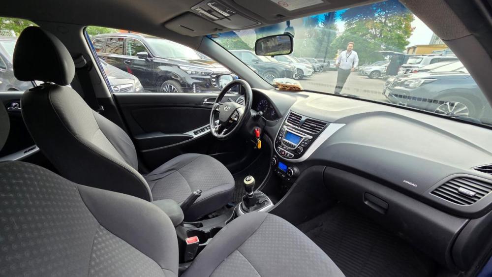 Hyundai Solaris I Санкт-Петербург  - изображение 8