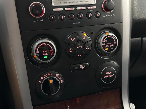 Suzuki Grand Vitara II с пробегом 2006 года, цена 650 000 рублей, 228240 км, внедорожник, Автокод Объявления