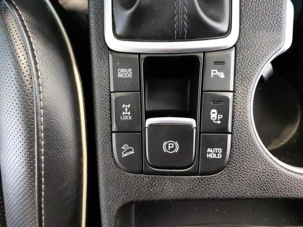 Kia Sportage IV Рестайлинг с пробегом 2021 года, цена 2 799 800 рублей, 113928 км, внедорожник, Автокод Объявления