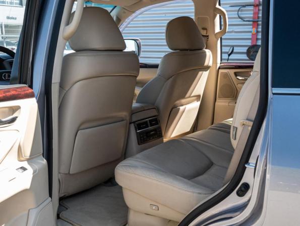 Lexus LX III с пробегом 2008 года, цена 3 100 000 рублей, 242532 км, внедорожник, Автокод Объявления