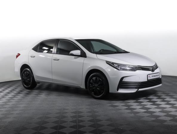 Toyota Corolla XI (E160 E170 E180) Рестайлинг 1 с пробегом 2017 года, цена 1 250 000 рублей, 196800 км, седан, Автокод Объявления