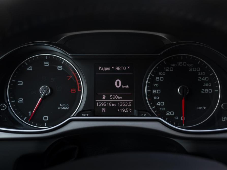 Audi A4 IV (B8) Рестайлинг Москва  - изображение 12