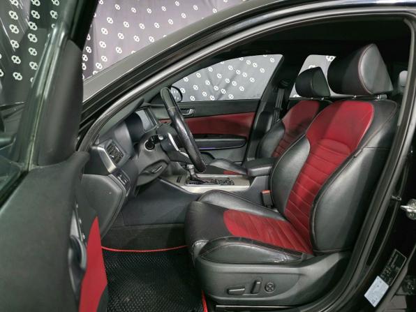 Kia Optima IV Рестайлинг с пробегом 2019 года, цена 1 769 000 рублей, 206227 км, седан, Автокод Объявления