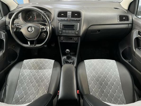 Volkswagen Polo V Рестайлинг с пробегом 2017 года, цена 953 910 рублей, 193010 км, седан, Автокод Объявления